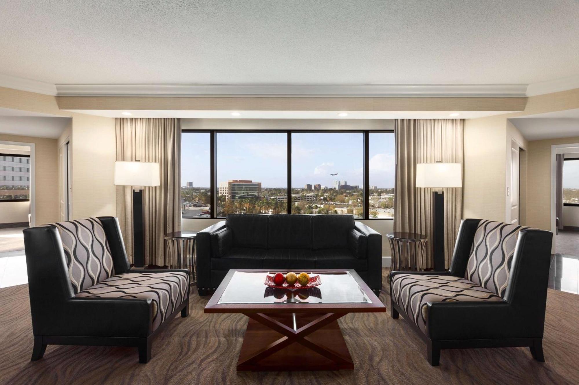 Embassy Suites By Hilton Irvine Orange County Airport Exterior foto